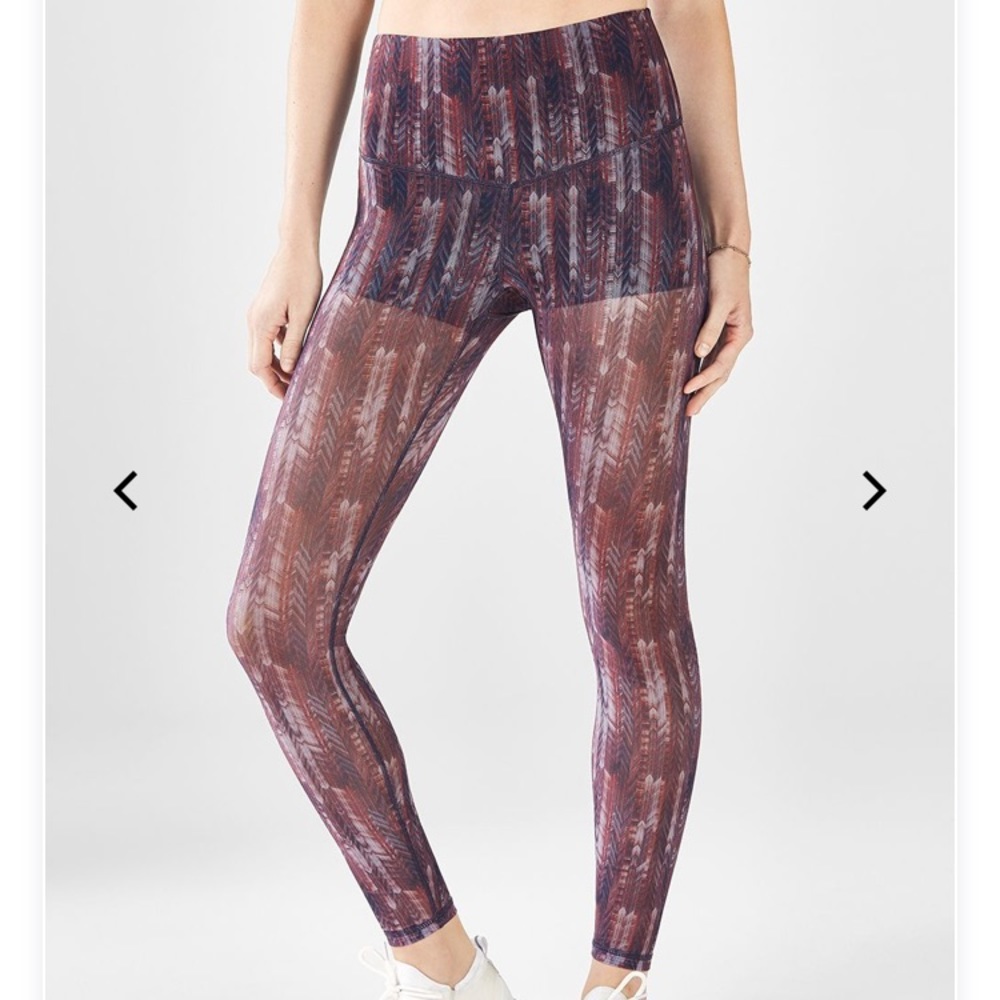 💥NWOT Fabletics Mesh Leggings